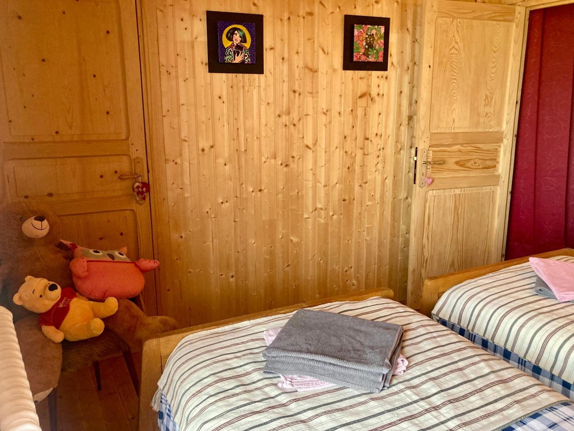 Charmante Maison Au Coeur D'un Village Auvergnat Holiday home